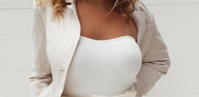 TUBE TOP É TENDÊNCIA: SAIBA O QUE É E COMO USAR