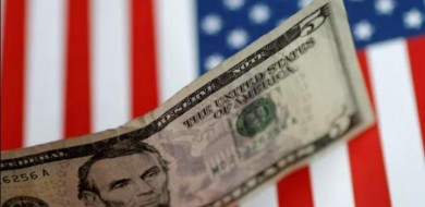 Dólar opera em alta e fica acima de R$ 5,80