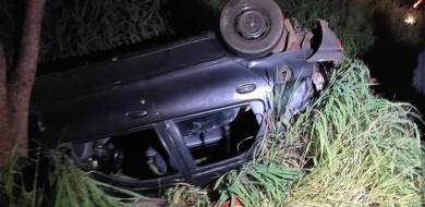 Passageiras são arremessadas em acidente na MGC-497 em Uberlândia
