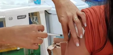 Vacinação Covid-19: saiba como acompanhar agendamento em Uberlândia