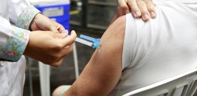 Covid-19: Uberlândia começa a vacinar público em geral com 51 anos