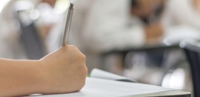 Mais de 110 concursos públicos reúnem quase 223 mil vagas no país;