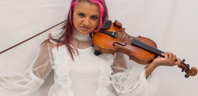 Violinista de Uberlândia descobriu a música na igreja