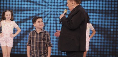 Júnior DMais participa da Turma do Vovó Raul Gil no SBT neste sábado (30)
