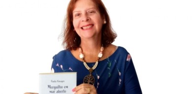Premiada escritora Paula Vinagre lança seu sexto livro solo
