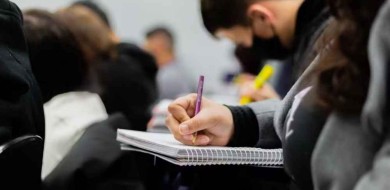 IPCA: preços sobem 0,83% em fevereiro, com reajuste anual da educação