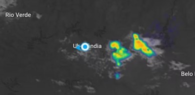 Chove em Uberlândia depois de 114 dias de estiagem