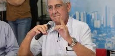Corpo de Odelmo Leão é velado na Arena Sabiazinho, em Uberlândia