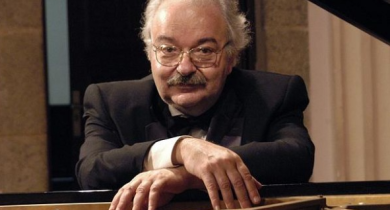 projeto-sextas-musicais-recebe-tributo-ao-pianista-luiz-de-moura-castro