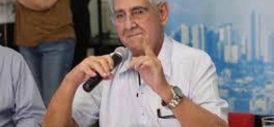 Corpo de Odelmo Leão é velado na Arena Sabiazinho, em Uberlândia