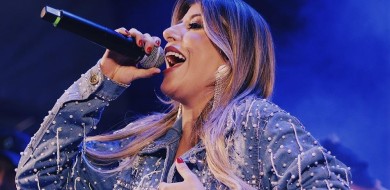 Cantora Naessa grava DVD com participação de convidados especiais nesta terça-feira (16) em Uberlândia